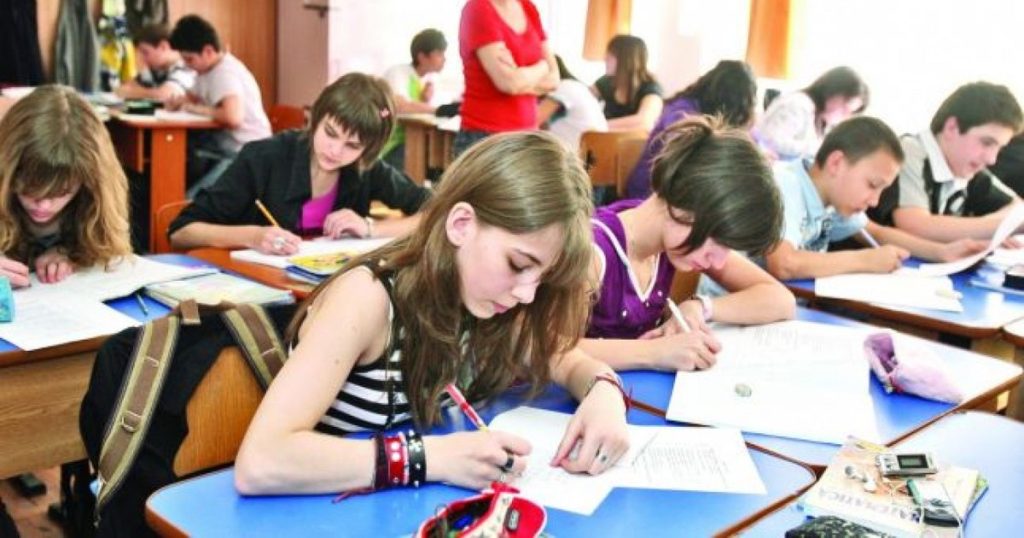 Alarm signal: Half of teachers will retire in 10-15 years. What measures do experts propose