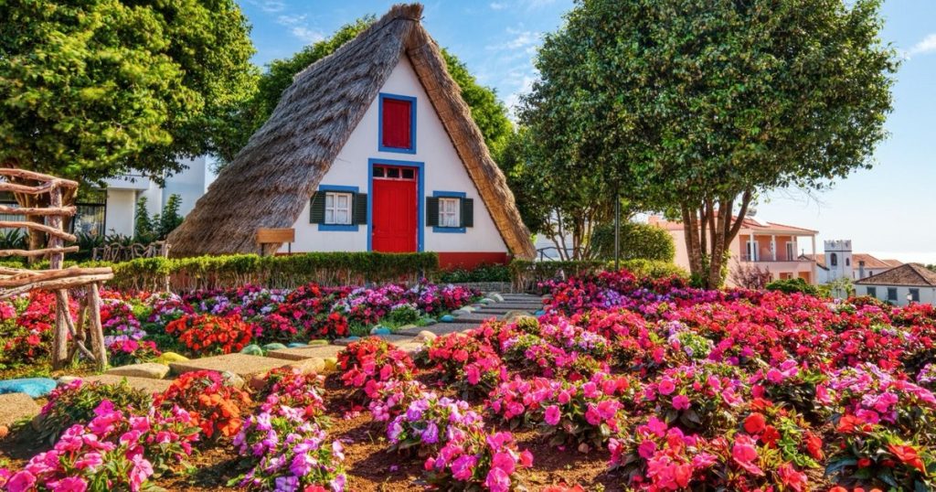 Family holidays: Parents impose new standards to travel agents