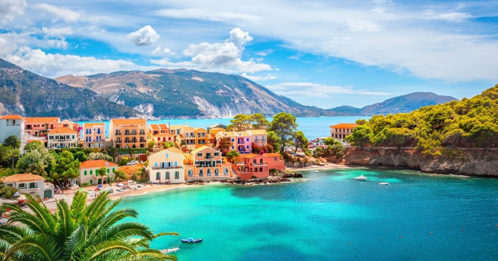 "Fortunately, one day I received fried potatoes." A tourist describes the holiday in Greece as a nightmare