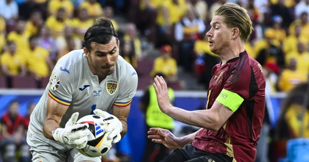 Kevin de Bruyne signed with Naples, after 10 years at Manchester City. The Belgian star, "welcome" dizzy bonus.