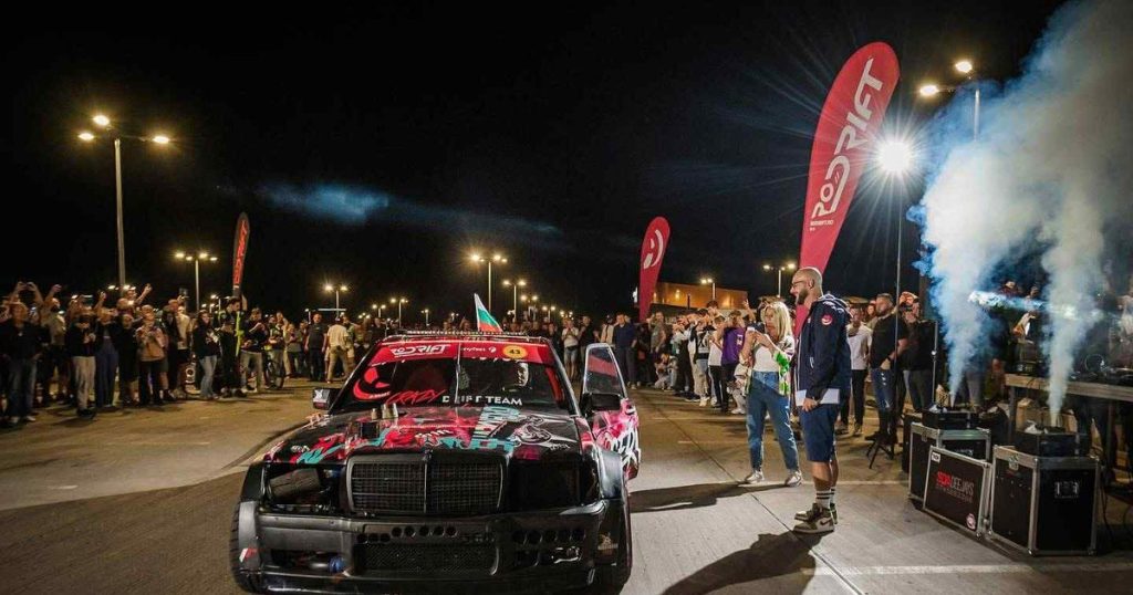 Premiere in the Romanian motorsport: the first drift race held at night will take place at Transylvania Motor Ring