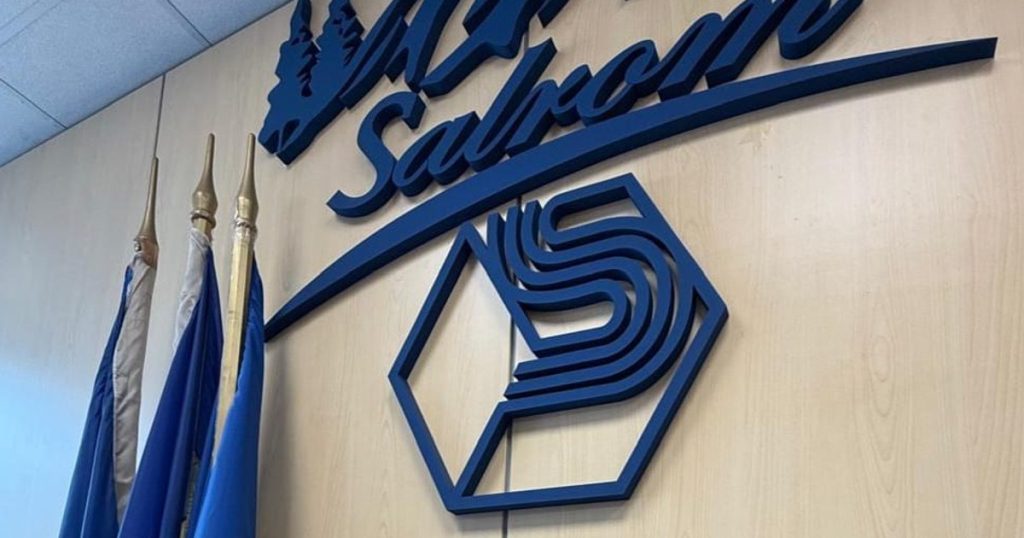 The UDMR leader discovered that Salrom has 600 employees in Bucharest while at Praid there are only 60-70 miners.