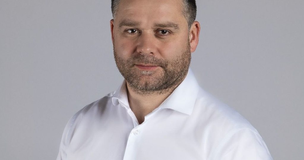 Ciprian Ciucu announces his candidacy for the first vice-presidency before the Extraordinary Congress