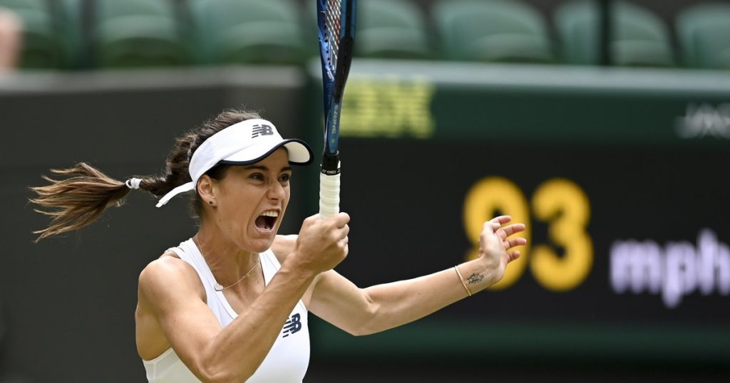 Eliminated prematurely from Wimbledon, Sorana Cîrstea spilled her nap, in Iasi, Mihaela Buzărnescu