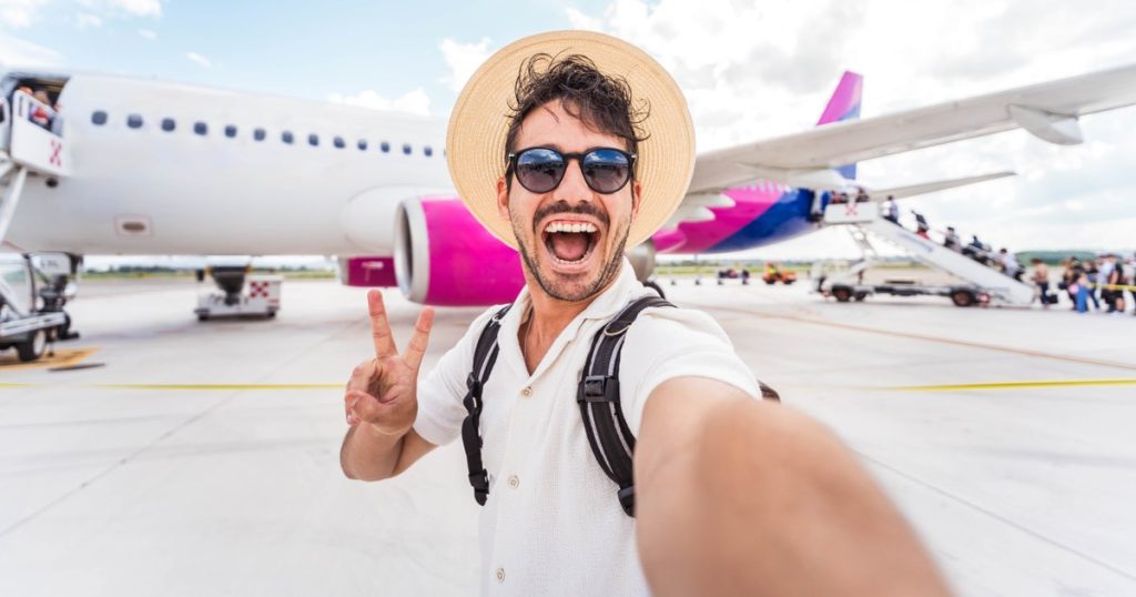 Flying accompanying: best tips and good practices to fly slightly this summer