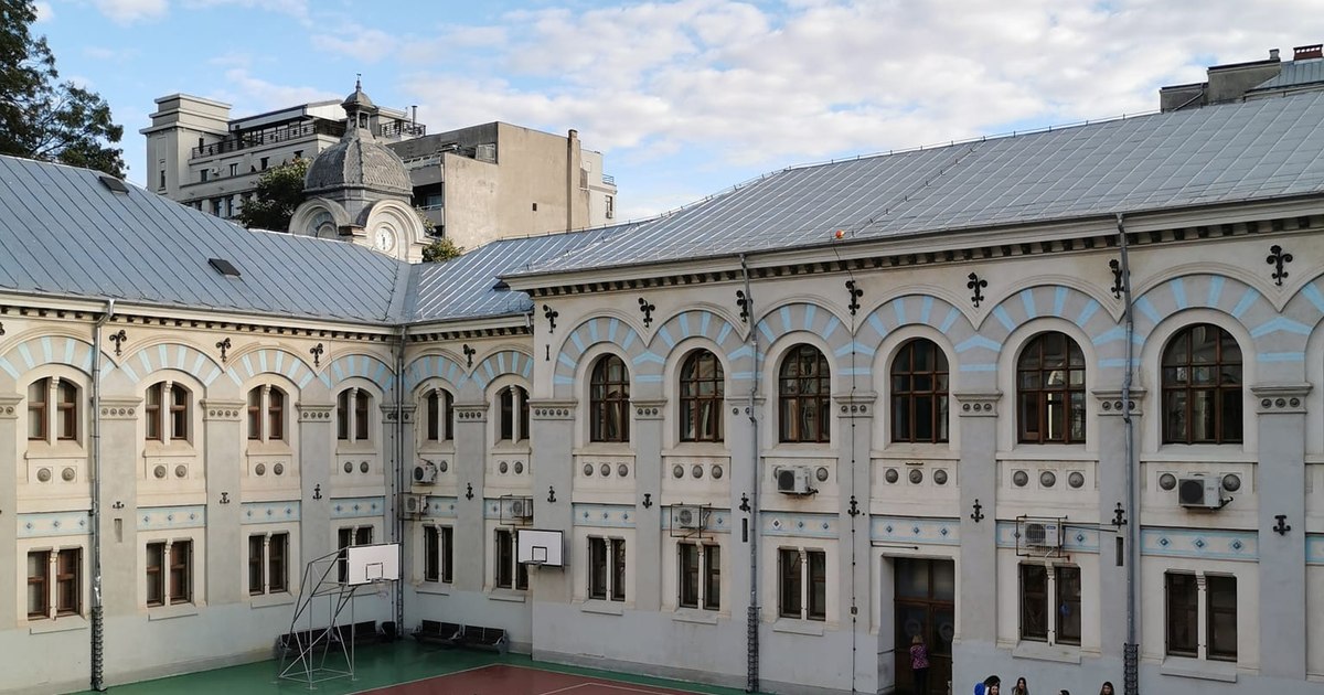 High School Admission 2025. Top 20 high schools in the country after the last average of admission