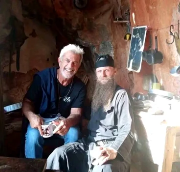 Mel Gibson Mount Athos 3, Photo Facebook JPG