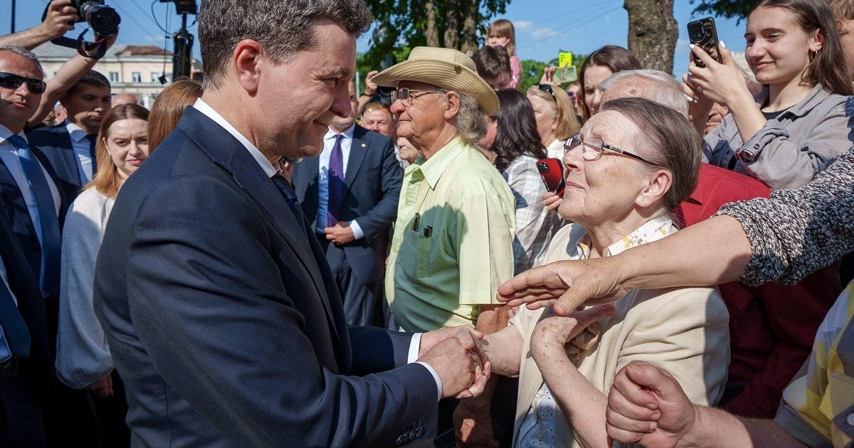 Nicușor Dan, walk to 33 degrees with Cătălin Predoiu, to the National Art Museum