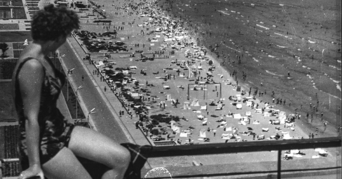 Photo summer nomenclatureists in the Gheorghiu-Dej era: rest with guard vs. return to origins. Lavinia Betea: "Most were the first generation of the family that went to resorts"