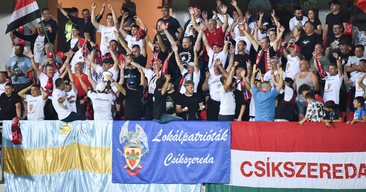 The last match of the stage, the first big scandal. The fans of the Csikszereda team came to the stadium dressed in shirts with great Hungary / at Miercurea Ciuc dropped the night