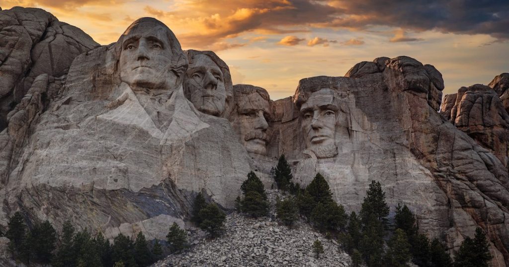 The story of Mount Rushmore, the American symbol in the Wild West. Why does it consider indigenous tribes that it is a profane monument