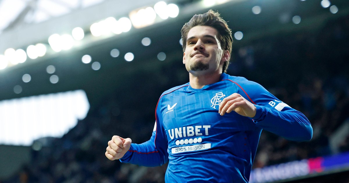 Theater shot: Ianis Hagi, back to Rangers. The transfer of the Romanian, abolished by the British