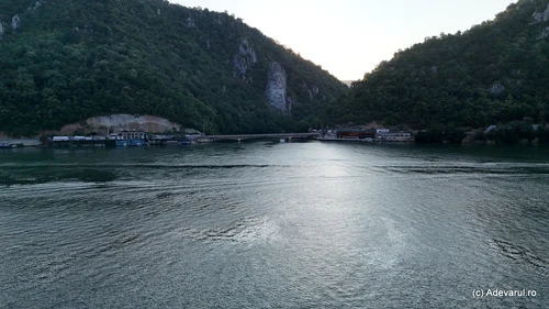 The Danube Daniel Guță Adevărul (53) JPG photo boilers