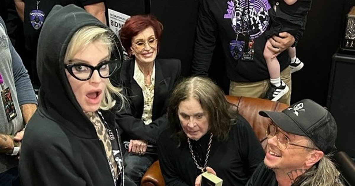 Video Ozzy Osbourne's daughter was asked to marry at the last Black Sabbath concert. How did the artist react