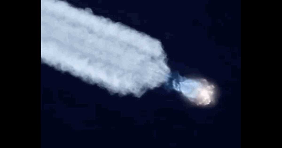 Video Spectacular Heavenly Phenomenon: "Spatial jellyfish" filmed after launching a rocket