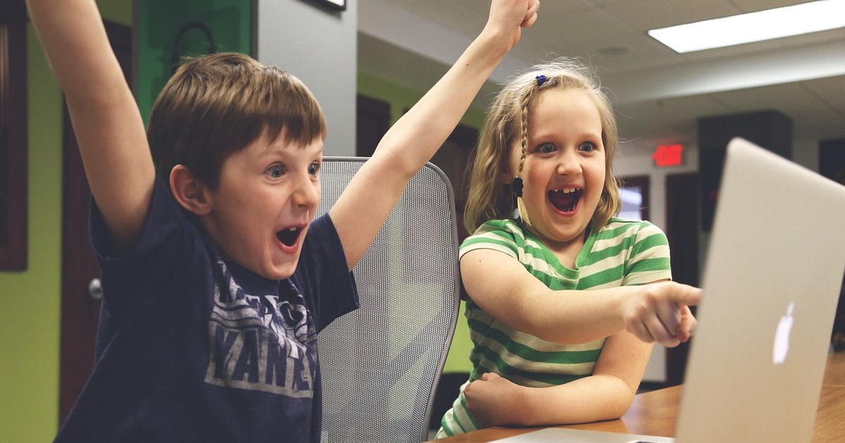 YouTube analysis will be forbidden to children in Australia. How to approach Romania the problem of digital security