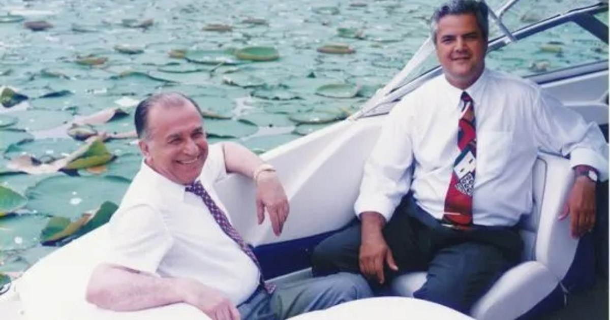 Adrian Năstase, ironically with how the national mourning day for Ion Iliescu was marked: "Untold type festivals are recommended"