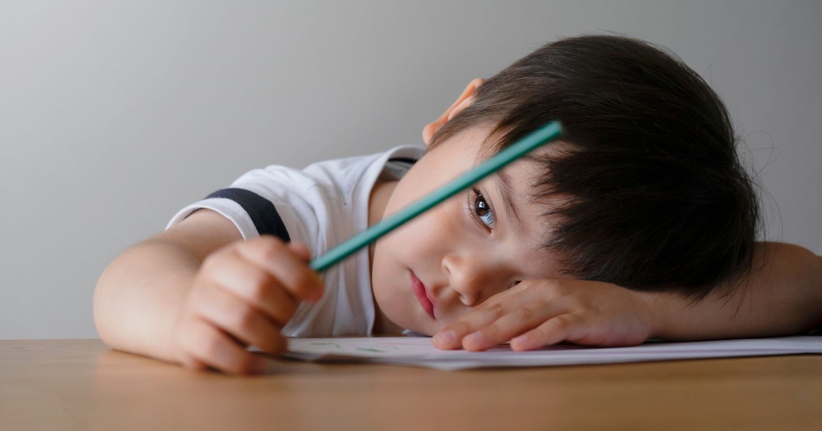 Analysis Romania to children left at home. How can society combat the impact of leaving parents abroad