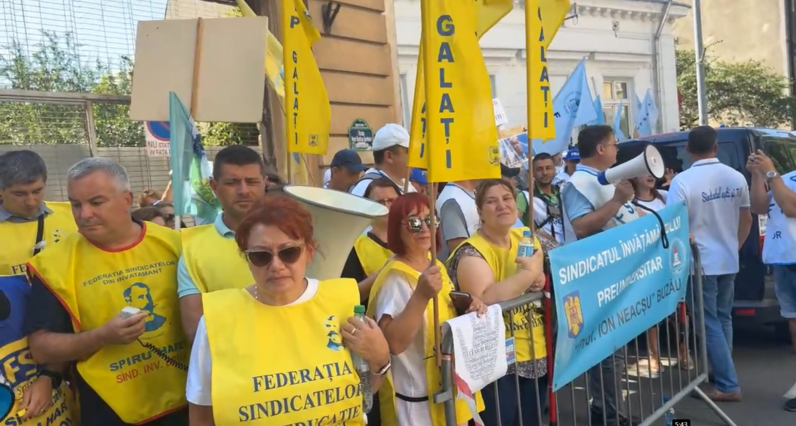 Analysis The boycott of the beginning of the school year. Experts warn that students are collateral victims: "Children are just meaningful arguments"