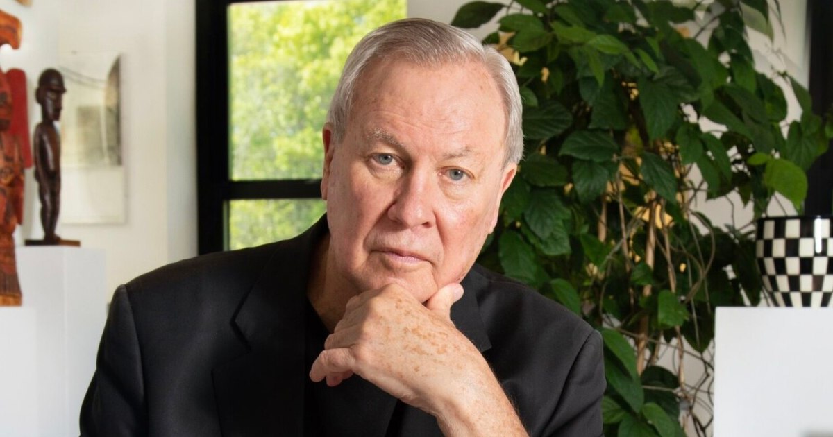 Bob Wilson, the director of the shows "Einstein on the Beach" and "Peter Pan", died at the age of 83