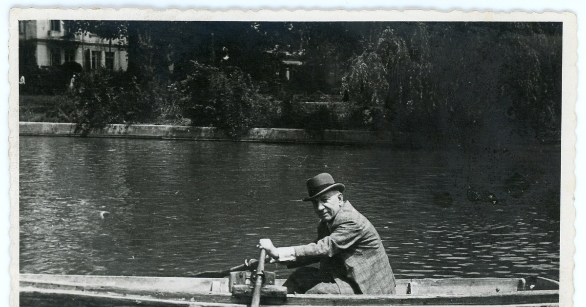 Constantin Tanase, a successful cultural entrepreneur. Why did the politicians forbidden them: "You leave, ours wine! It's the known slogan; again I voted like fools, and what I did?"