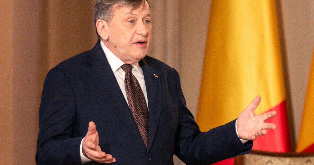Crin Antonescu, a new harsh attack on the president: "Romania has no president. With Nicușor Dan I failed in caricature"