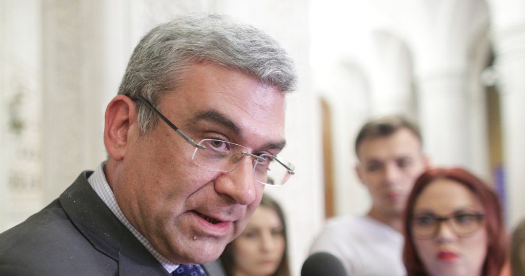 Interview the diplomat Teodor Baconschi: "Ion Iliescu does not owe his freedom or democracy: both were obtained in spite of him"