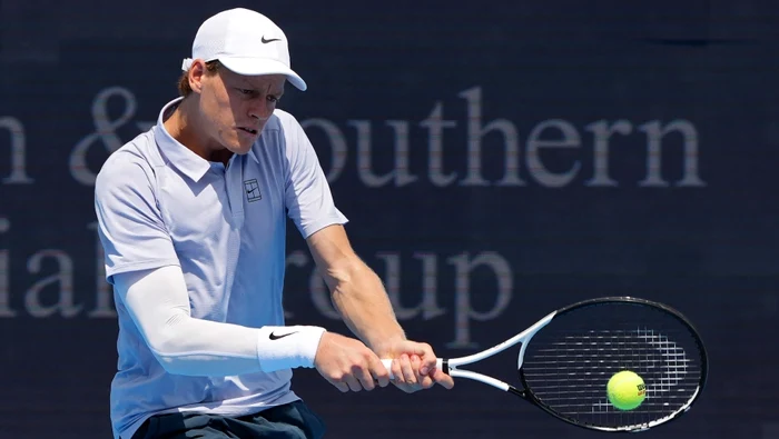 Jannik Sinner could not continue the match