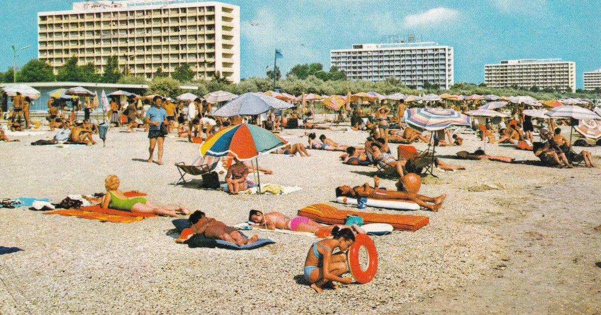 Miami Beach video of Romania, built for foreign currency. CIA: "The management recognized the value of the tourist dollar"