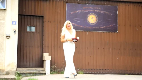 Elena Udrea at the time of release from penitentiary / photo source: Mediafax