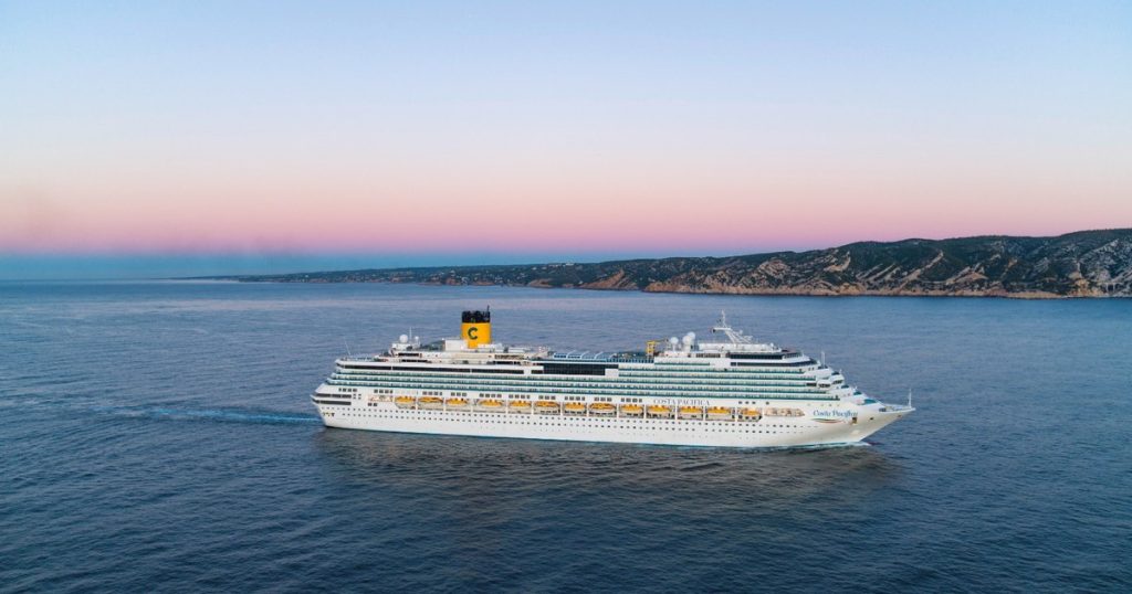 Romanians, conquered by cruises. How much is a 7 -day stay, all inclusive, for a family with children