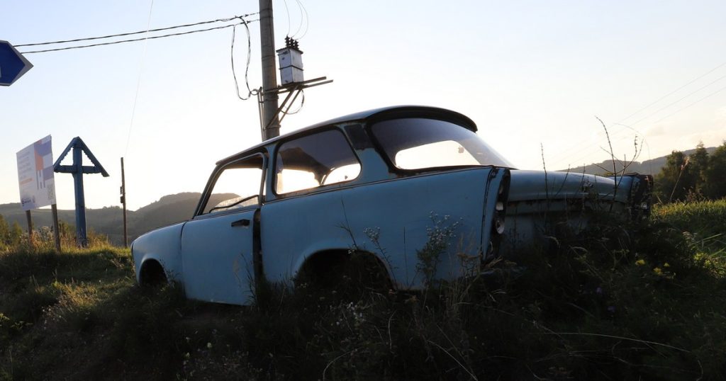 The German car that was raging in communist Romania. "It has a back stove to hold your hands warm when you push it"