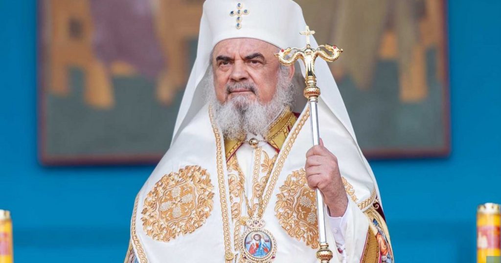 The Romanian Patriarchate disassemble the rumors: the priests and the little ones have always paid contributions, they do not receive free health services