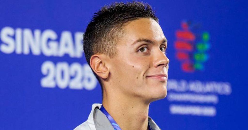 The champion of the world has returned home. David Popovici and the great announcement regarding the withdrawal: "After all, I am a man"