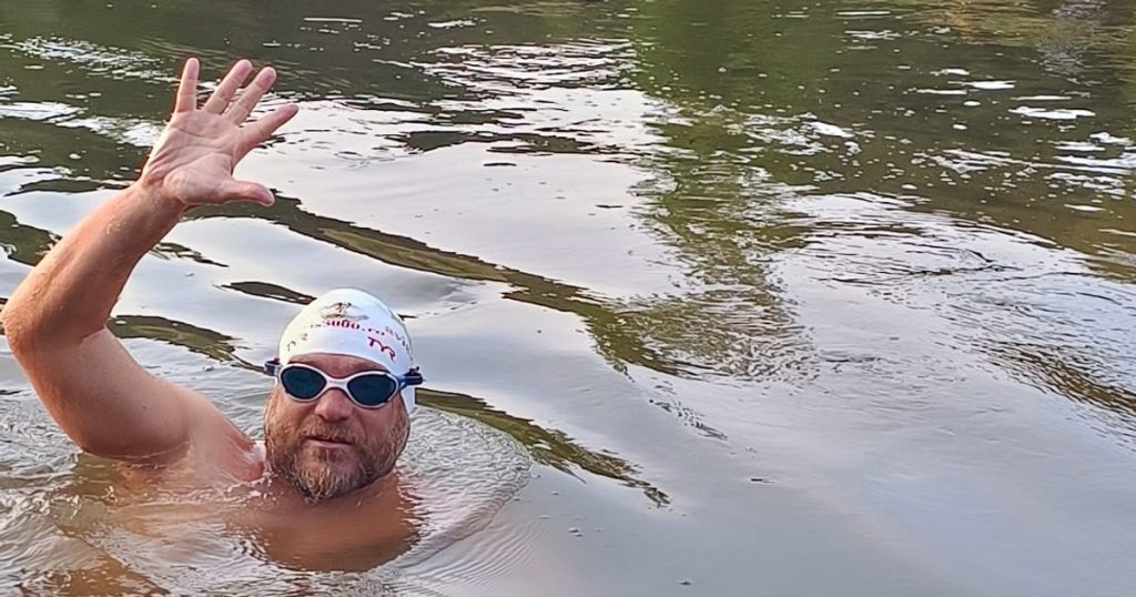 Video Avram Iancu, the first man in the world to cross Europe Swimming: "half a year away from the family, my wife and little girls"