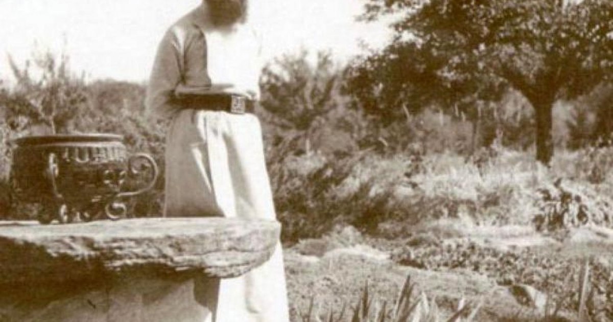 Video the mystery of the Arsenie Boca phenomenon at the monastery in the Făgăraș Mountains. "The world came crazy about him. He had the fame of rigorous monk."