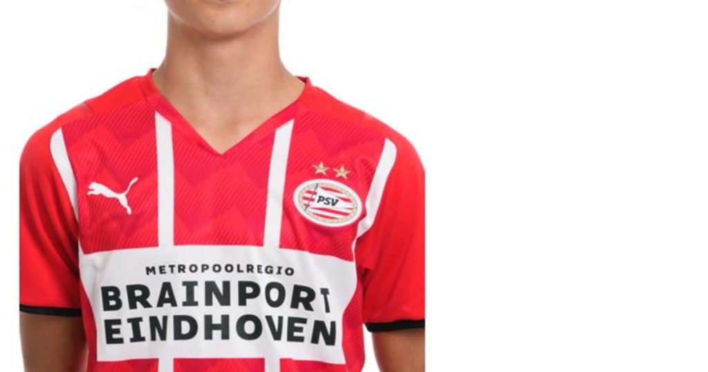 Who was the Romanian who worked at the Academy of the PSV Eindhoven club, before you sign with the first team