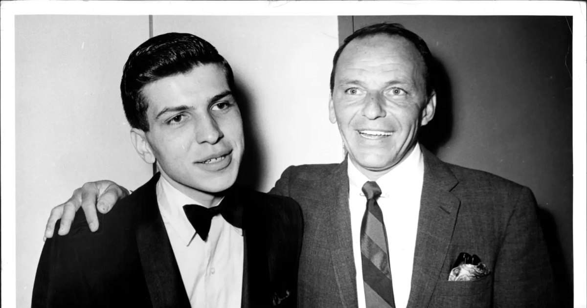Frank Sinatra's rare letter, about the abduction of his son, was auctioned. The huge amount to which selling could reach