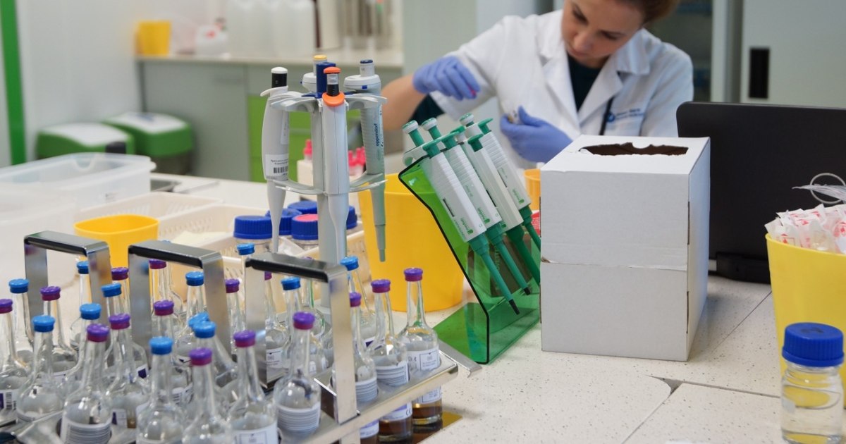 Over 600 Romanians, diagnosed annually with blood cancers. How we donate stem cells, wonderful treatment that can save them