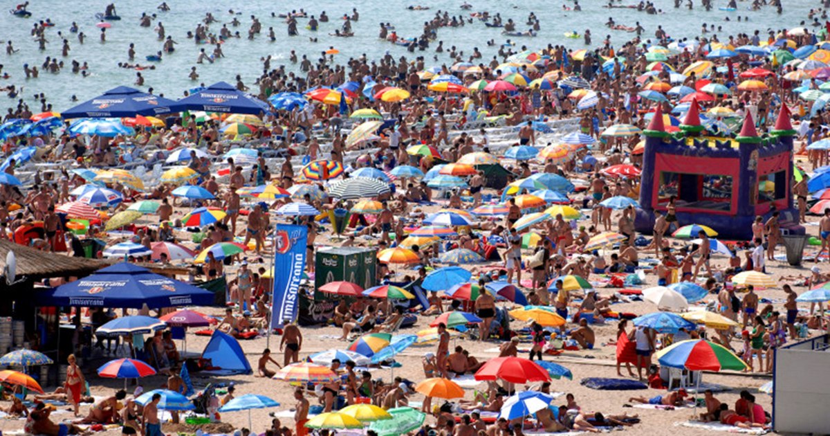 Video summer figures. Fewer Romanians on the coast, great interest in all inclusive. "We would like to reach 10 million foreign tourists"