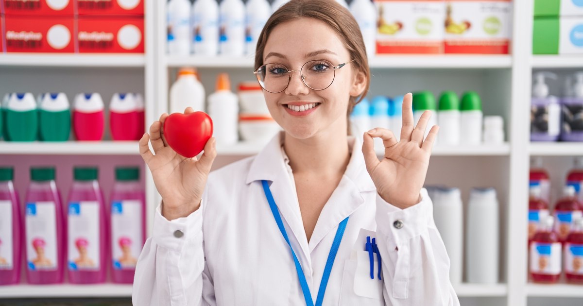 From treatment to prevention: the role of modern pharmacies in protecting heart health