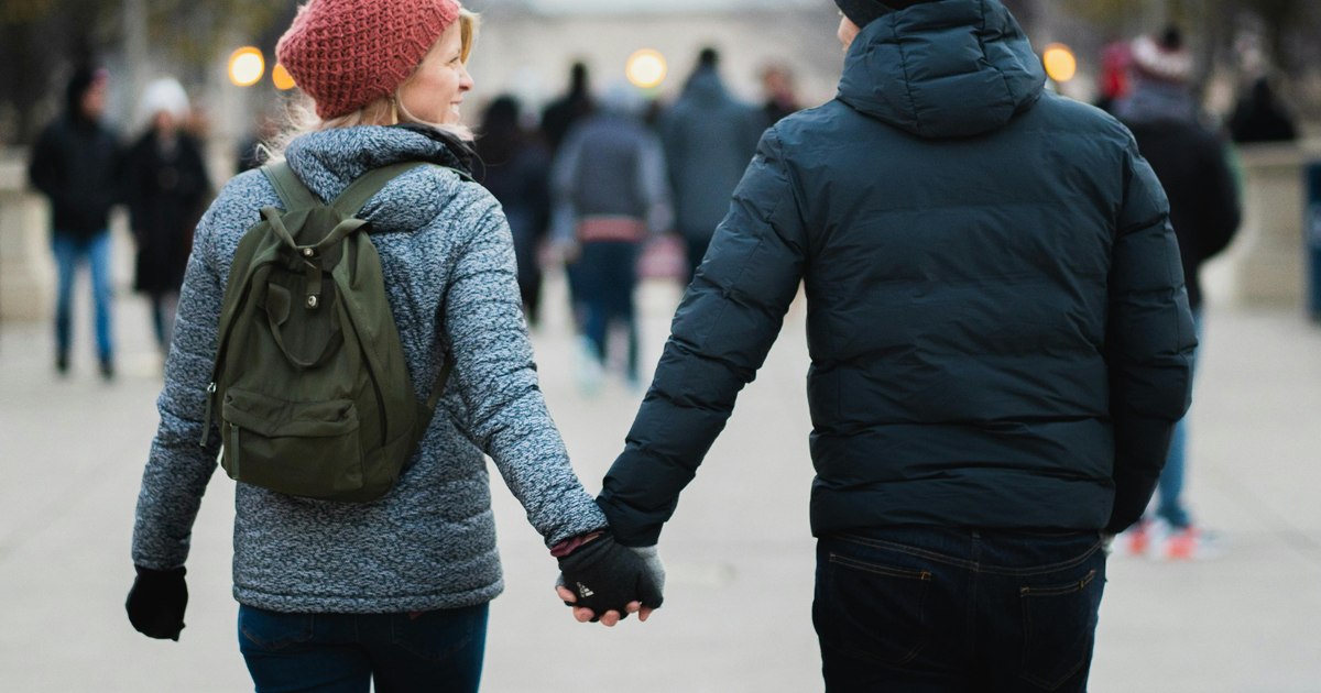 How men answer the question: "Does dating get easier with age?". The vigor of youth or the wisdom of maturity?