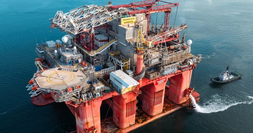 More than half of Romanians agree that the Republic of Moldova should receive gas extracted from the Black Sea, for a fee sounding