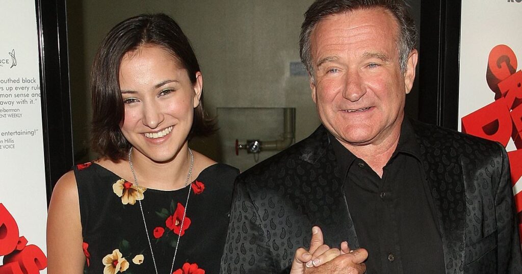 Robin Williams' daughter condemns the videos generated with AI that depict her father: "Stop! It's stupid, scary"