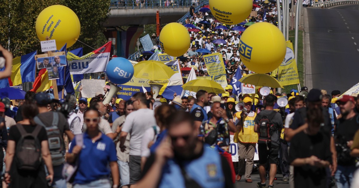 The Ministry of Education offers the "correct interpretation" of the project regarding the total number of positions in the state pre -university education