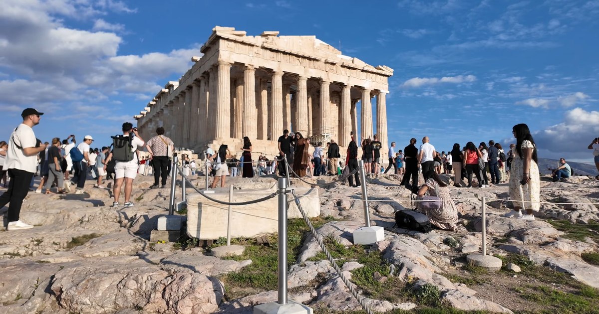 The Parthenon, the famous temple of the goddess Athena on the Acropolis, is being reborn: for the first time in 20 years, without scaffolding. Unique details