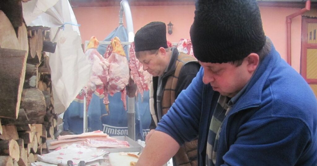 The pork was pursuit for Christmas: "I take it now, to be sure." How much does a living kilogram cost