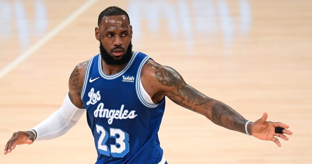 The withdrawal of Lebron James, an advertising farce set up to advertise to an alcoholic beverage