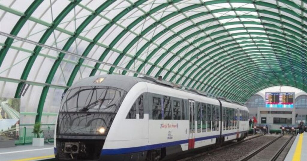 Trains on the route of Bucharest North Airport Henri Coandă, suspended five hours daily from October 14 to 17