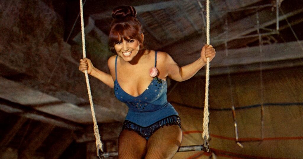 Video "a superstar of magnificent beauty". The last tribute to Claudia Cardinale in Paris. The actress will be incinerated